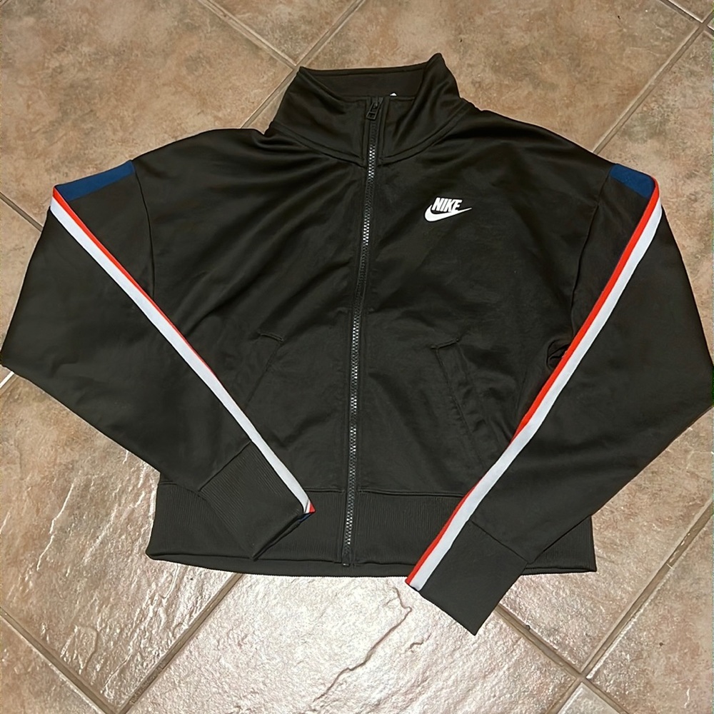 Nike training jacket color green Sz Small